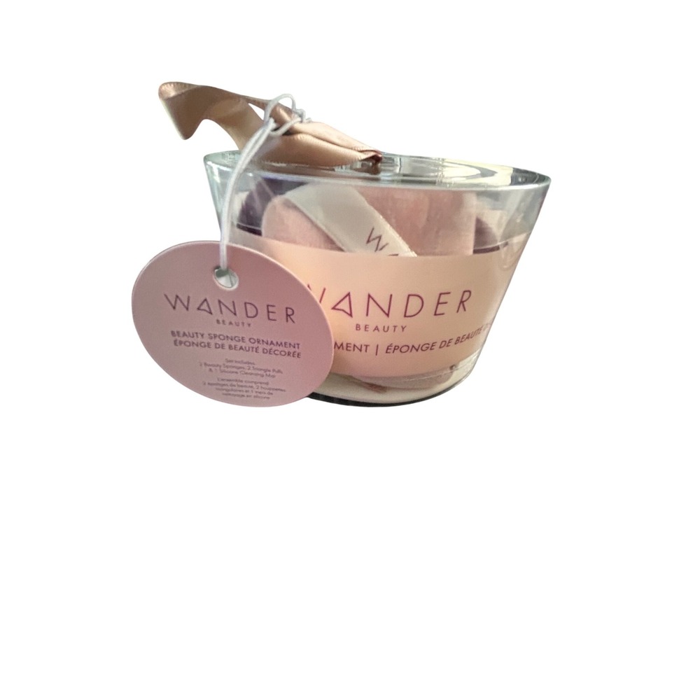 Wander Beauty Sponge Ornament Makeup Blender Puffs and Cleansing Mat Set NIB - Picture 2 of 2